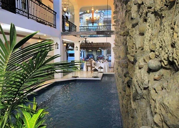 Ahava Hotel 3*