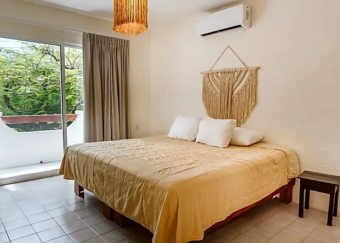 Ahava Hotel
