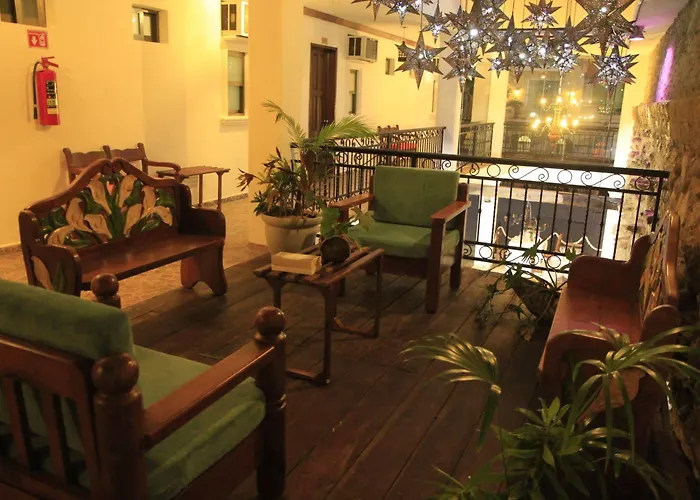 Hotel Ahava 3*
